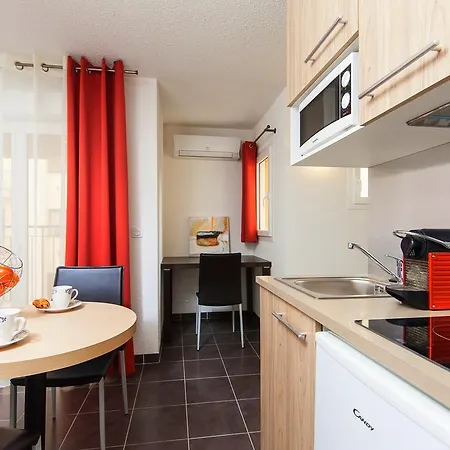 Serafina Apartements Ницца
